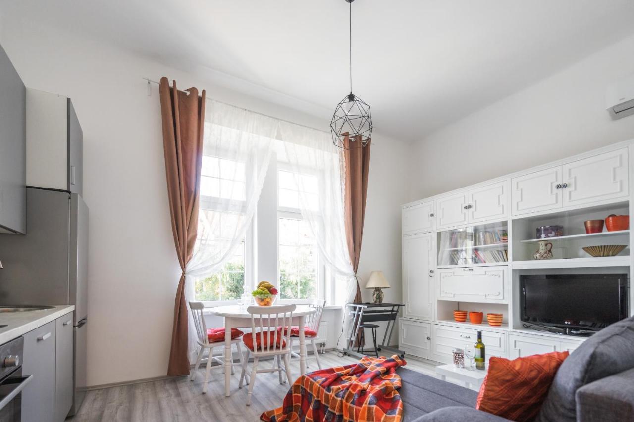 Apartment Katica ซาเกร็บ ภายนอก รูปภาพ
